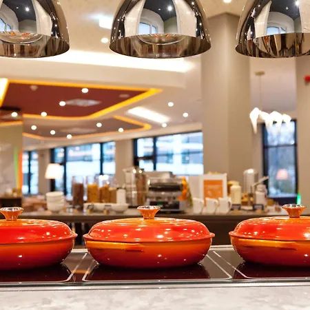 Hampton By Hilton Munich Airport South