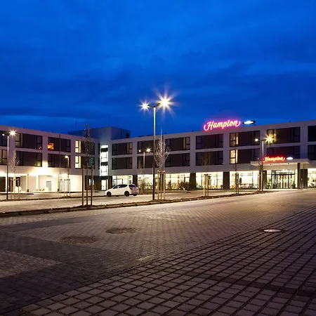 Hampton By Hilton Munich Airport South Hotel