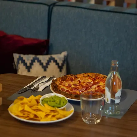 Hampton By Hilton Munich Airport South Hotel