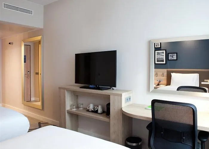 Отель Hampton By Hilton Munich Airport South