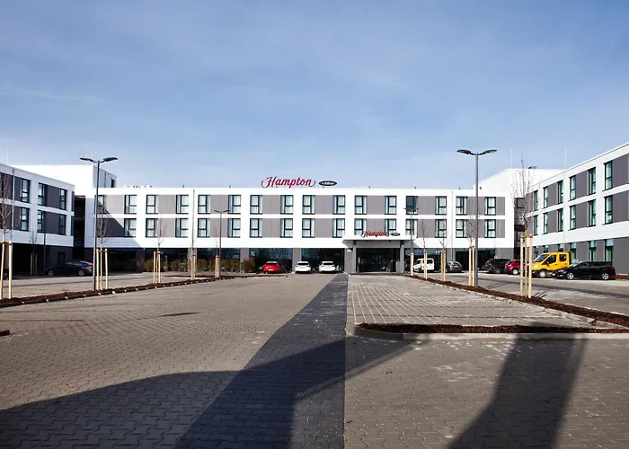 Отель Hampton By Hilton Munich Airport South 3*