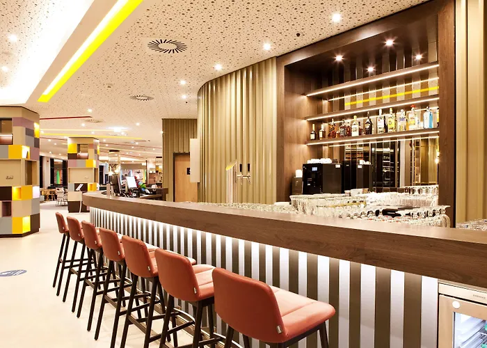 Hampton By Hilton Munich Airport South 3*