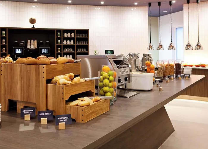 Отель Hampton By Hilton Munich Airport South