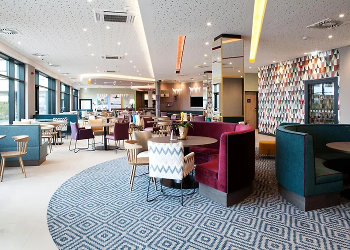 Hampton By Hilton Munich Airport South 3*