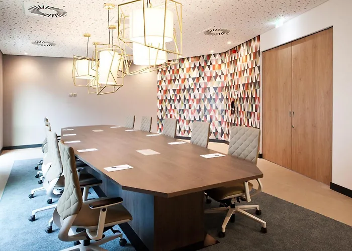 Hampton By Hilton Munich Airport South 3* Халльбергмос
