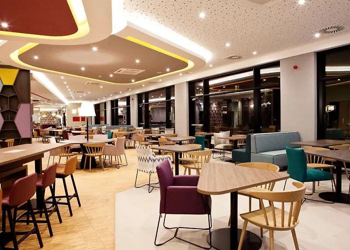 Отель Hampton By Hilton Munich Airport South