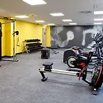 Hampton By Hilton Munich Airport South Hotell 3*