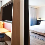 Hampton By Hilton Munich Airport South 3*