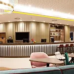 Hampton By Hilton Munich Airport South Hotell 3*