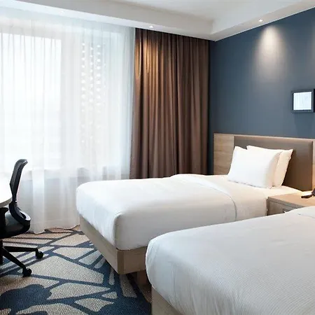 Отель Hampton By Hilton Munich Airport South