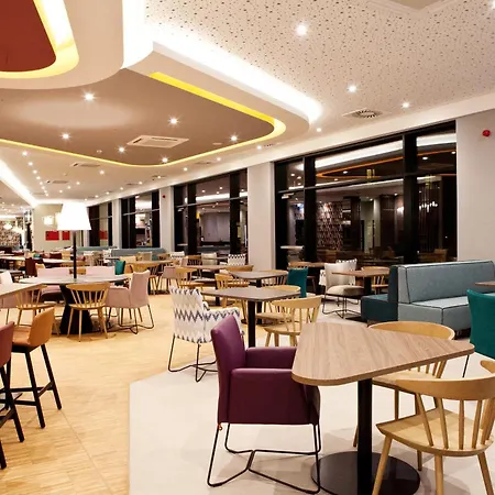 Отель Hampton By Hilton Munich Airport South