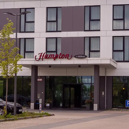 Hampton By Hilton Munich Airport South 3*