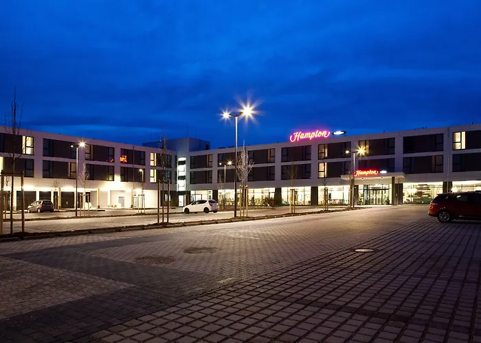 Hampton By Hilton Munich Airport South Szálloda