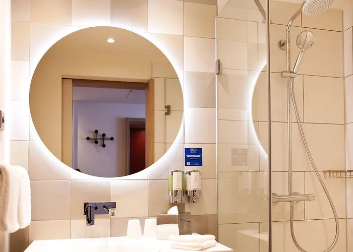 Hampton By Hilton Munich Airport South 3*